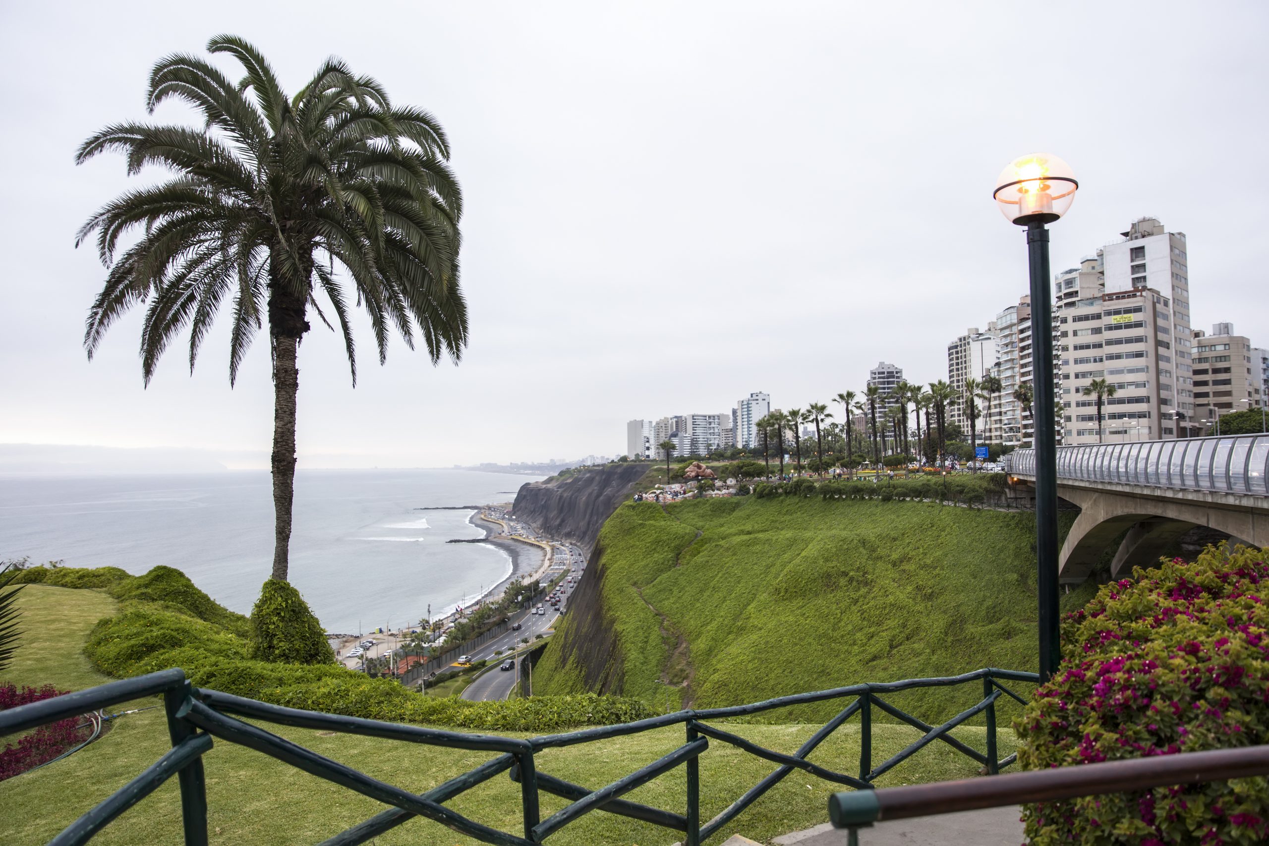 Tour en Perú 11 días: Arribo a Lima, Paracas, Ica, Nazca, Arribo a Cusco, Valle Sagrado, MachuPicchu, Laguna Humantay, Montaña de Colores, Ruta del Sol, Puno