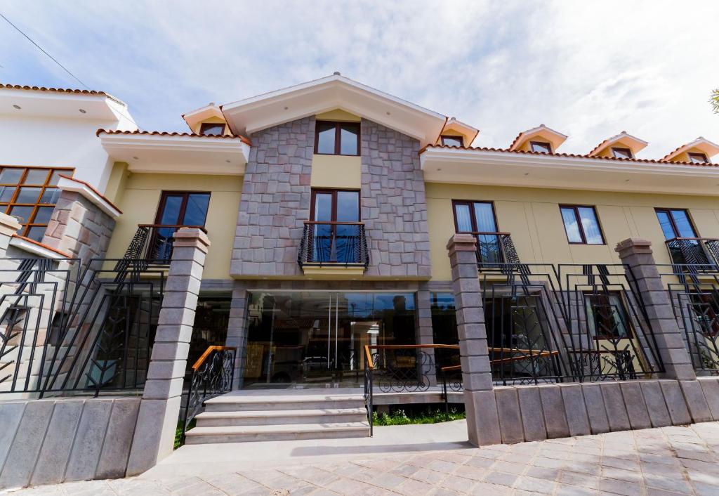 Yawar Inka Hotel