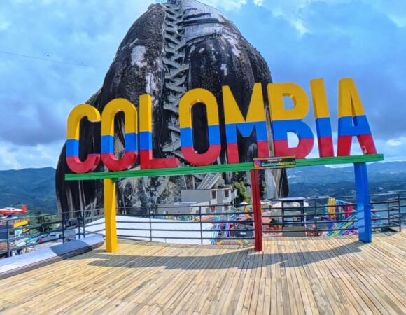 CARTAGENA Y MEDELLÍN 6 DÍAS DESDE PERÚ